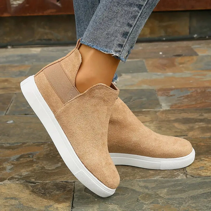 Scout - Trendy and sturdy women's boots for every occasion