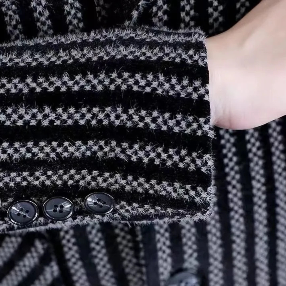 Classic Men's Bag for a Timeless Look