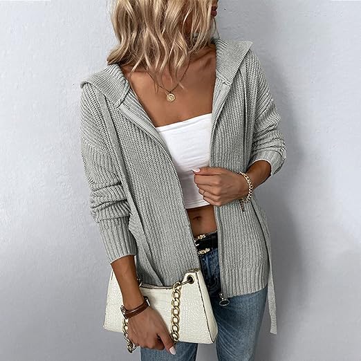 Lyra - Stylish Women's Sweater Vest for Every Occasion