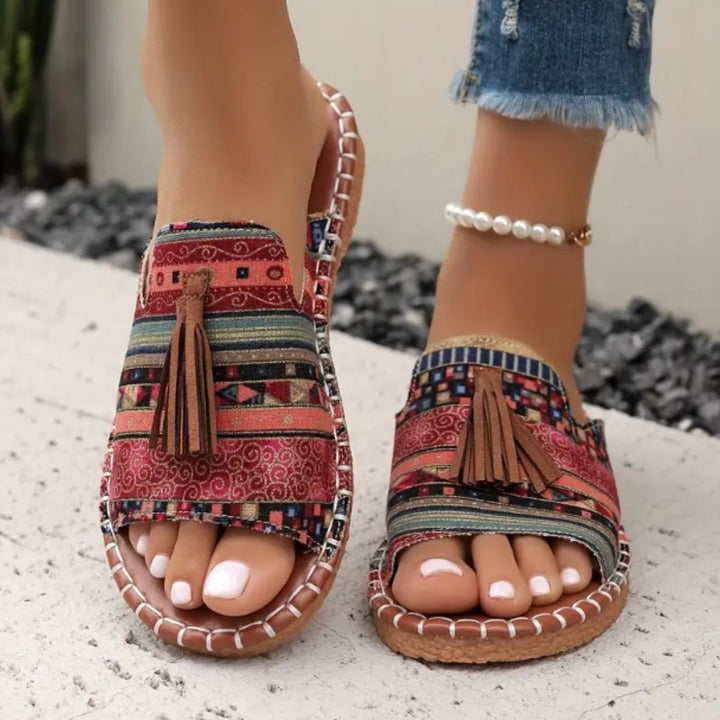 Women's Leather Flat Sandals Spring Boho Slides with Tassel Cushioned Sole Summer Sandals