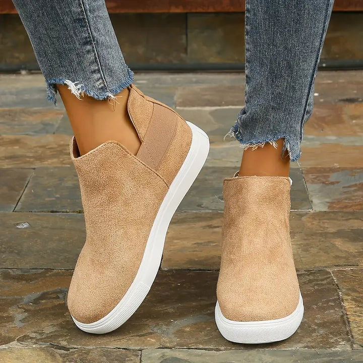 Scout - Trendy and sturdy women's boots for every occasion
