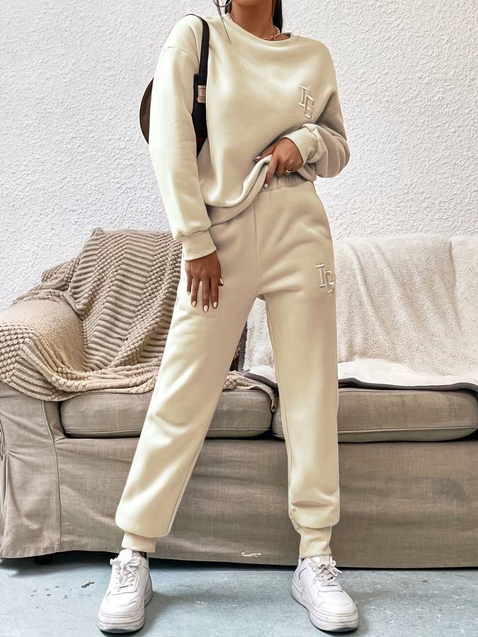Elegant Sweater and Pants Set for Women - Stylish and Comfortable!