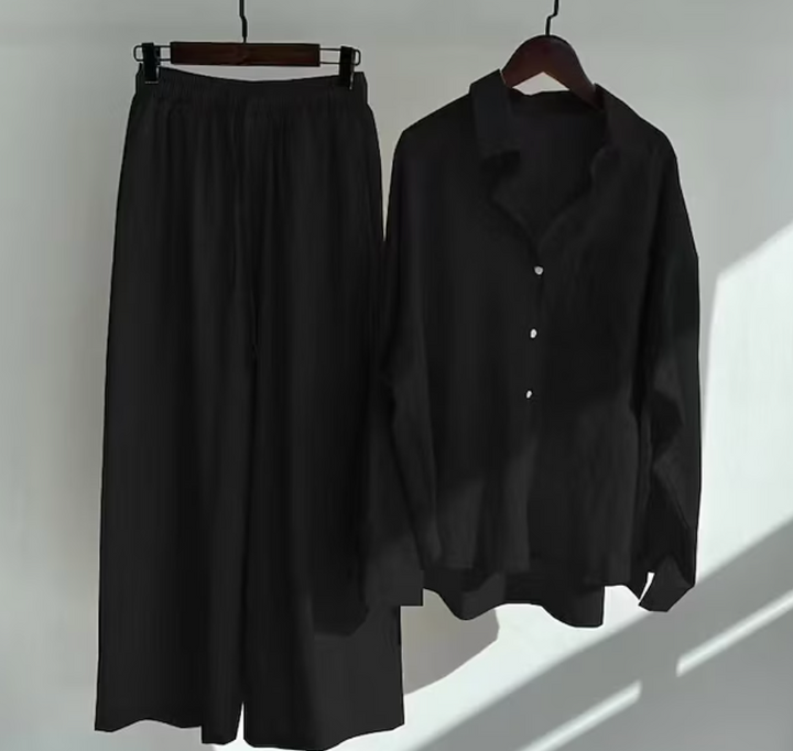 Women's Two-Piece Outfit with Loose Shirt and Fluid Pants for Casual Autumn Style