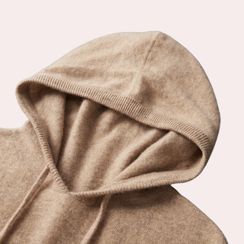 Stylish and comfortable men's hoodie for optimum convenience