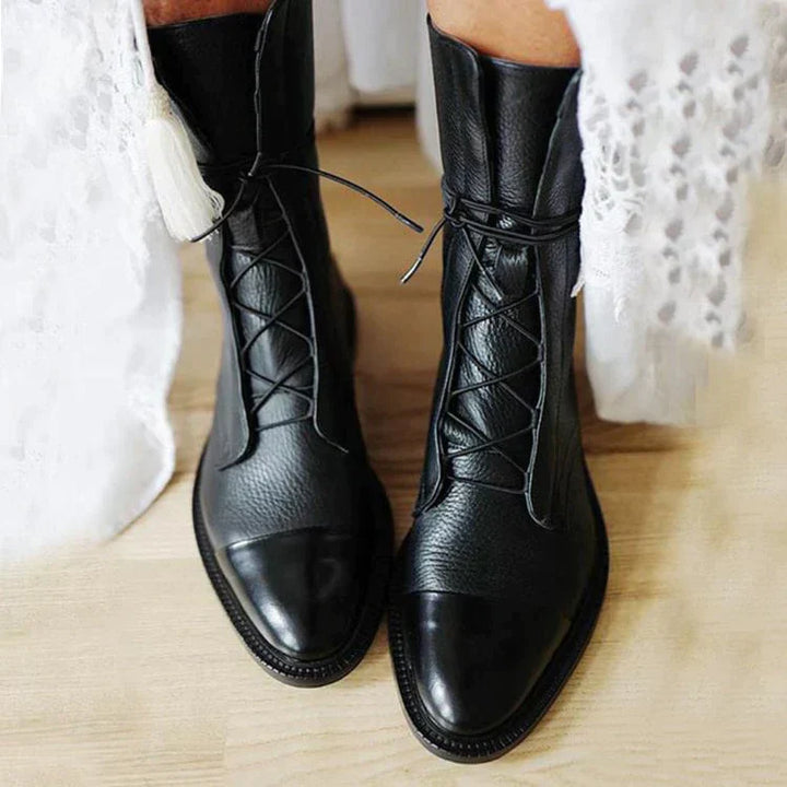 Andi - Stylish vintage boots with elegant heel