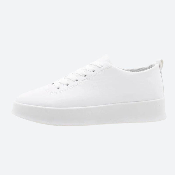 Stylish vegan leather trainers - Pran