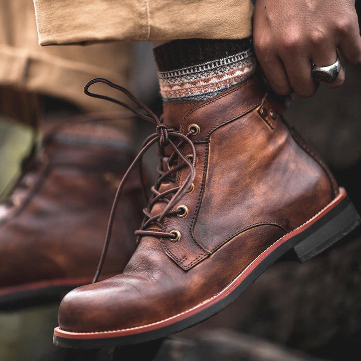 Elegant leather men's boots from Realm