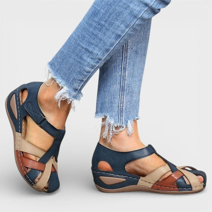Women's Leather Sandals with Closed Toe and Crisscross Straps for Fall Walking Wear