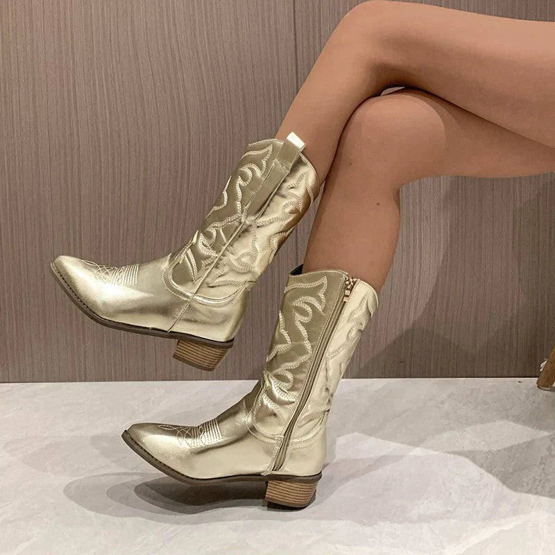 Gia - Elegant metallic chic boots for a trendy look