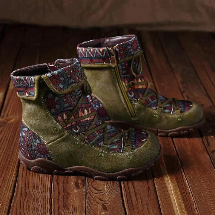 Eloise - Discover the latest fashion trend with these trendy boots!