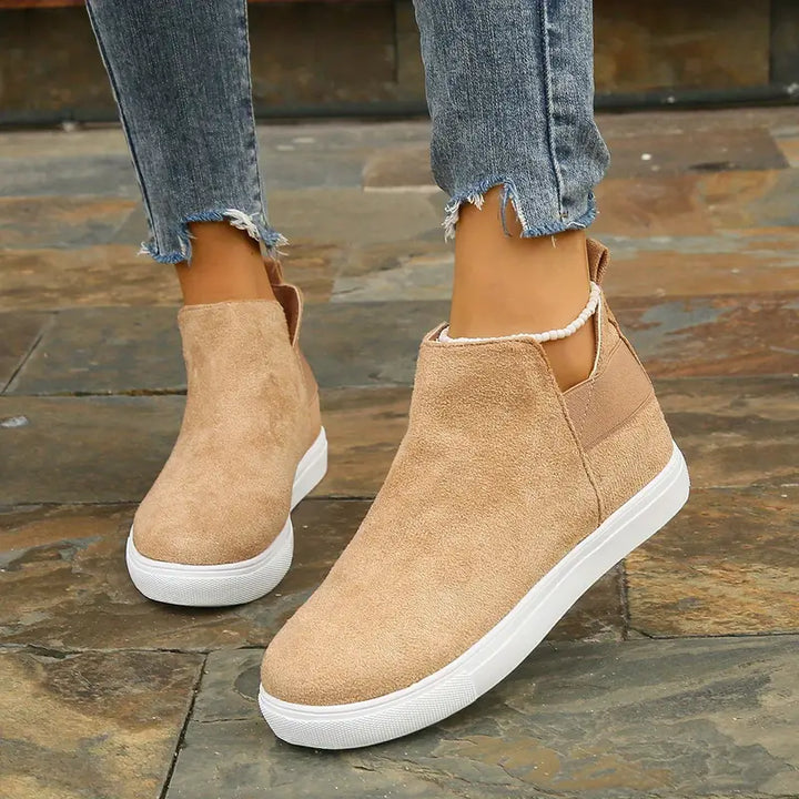 Scout - Trendy and sturdy women's boots for every occasion