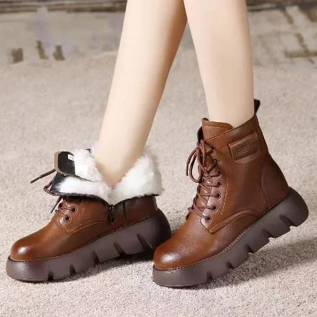 Anthea - Stylish padded boots with comfortable thick soles
