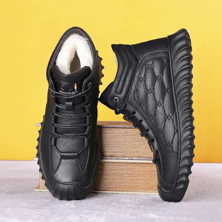 Stylish Henry Winter Boots for the Cold Days