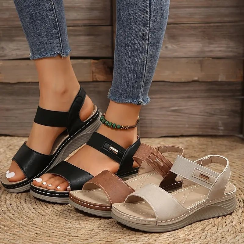 Comfortable Flat Sandals for Women with Adjustable Straps