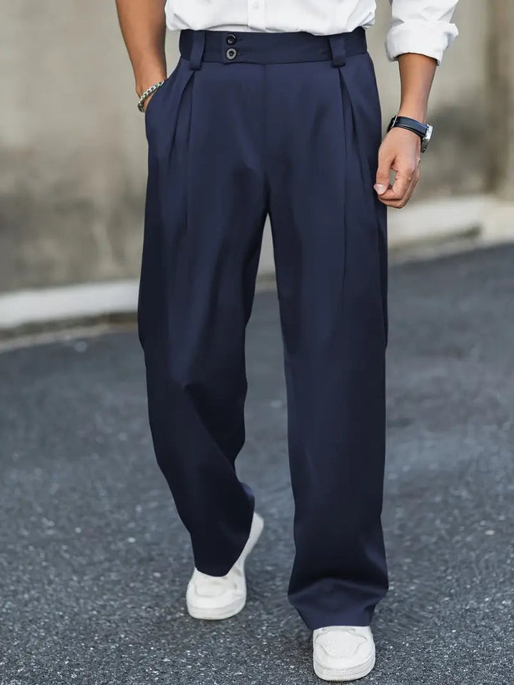 Loose-Fit Men’s Pleated Trousers with Double Button Waist Closure