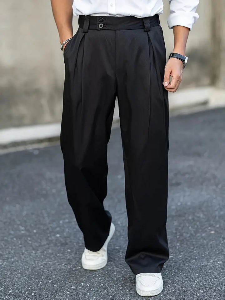 Loose-Fit Men’s Pleated Trousers with Double Button Waist Closure